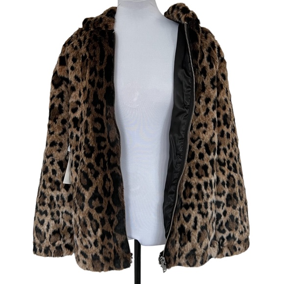 Aritzia Sunday Best Jinx hooded faux fur jacket - Picture 4 of 10